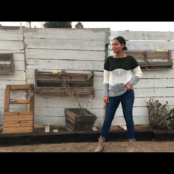 Multi-Colored Sweater - Picture 2 of 2